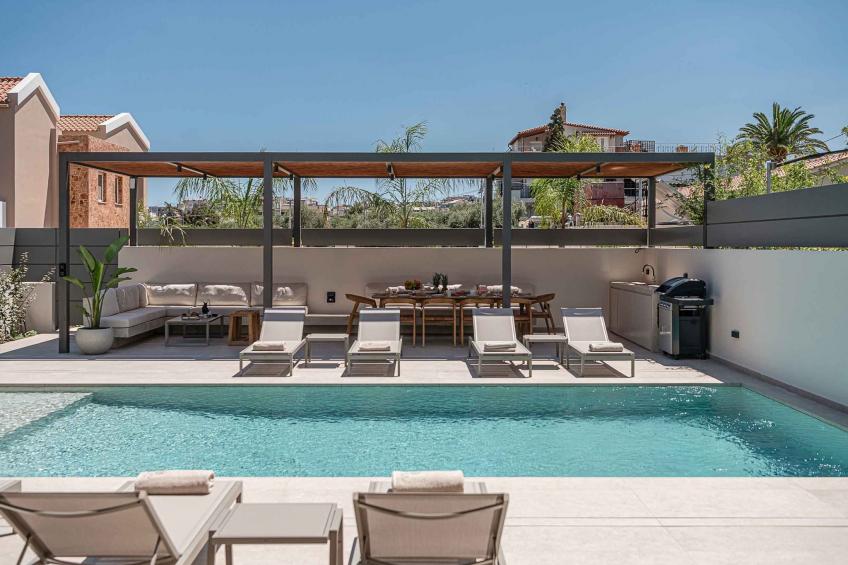 Sancy Luxury Villa-400m Strand, ''Beheizter'' Pool, Fitnessraum - foto 2