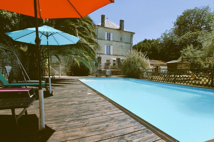 8-Zimmer-Schloss mit Pool und eigenem Park - foto 24