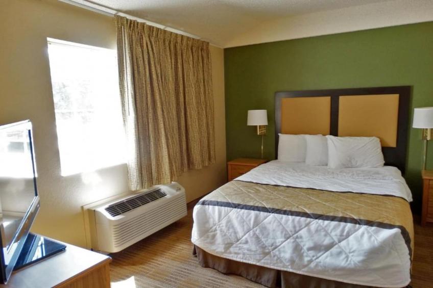 1 Queen Bed | Non-Smoking, Kitchen, Sofa-Bed - foto 2