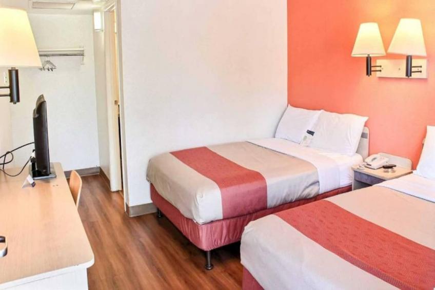 2 Full Beds  Micfridge - foto 8