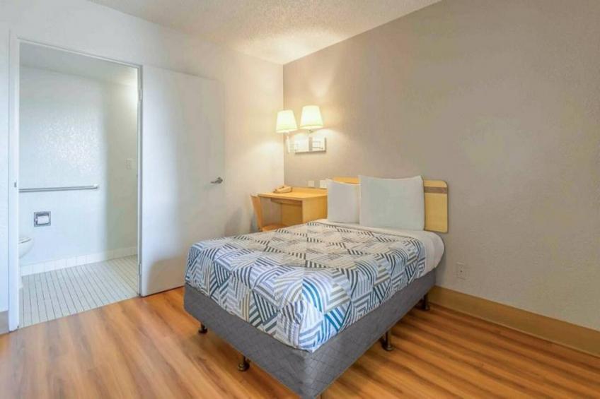 1 Queen Bed - foto 5