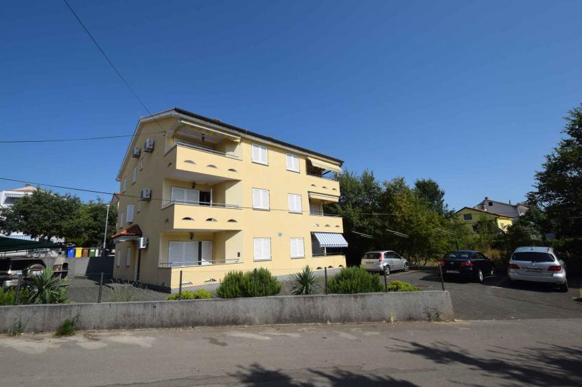 Vakantiewoning Two bedroom apartment with terrace - VW-25YY - foto 2