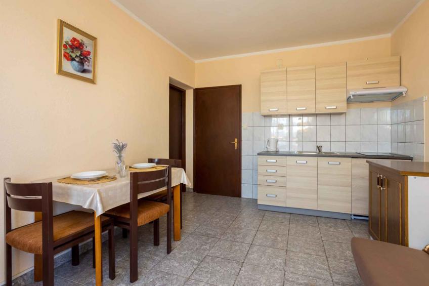 Holiday apartment with balcony - BF-ZV7Z - foto 8