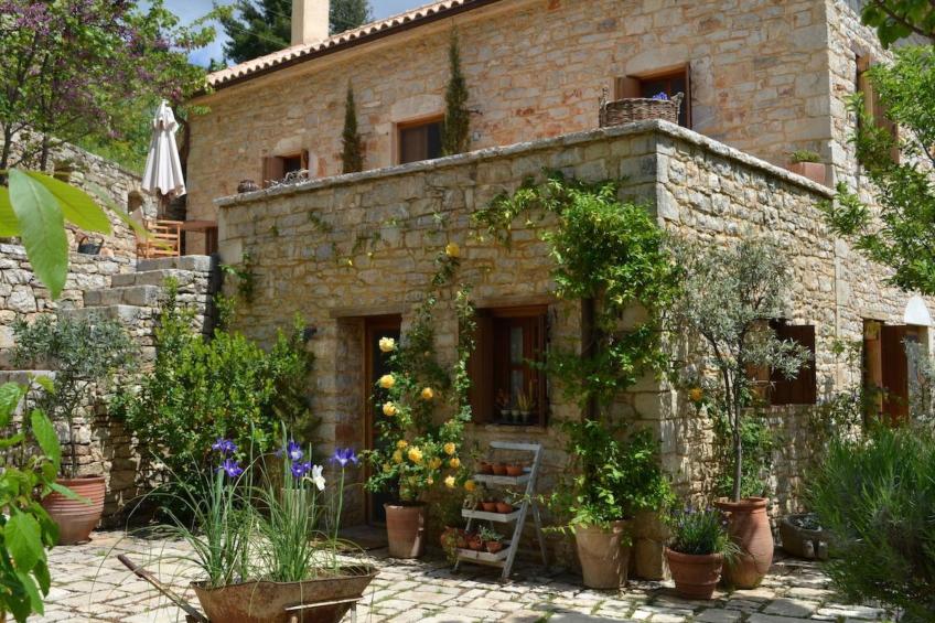 "Stone Retreat" - foto 18