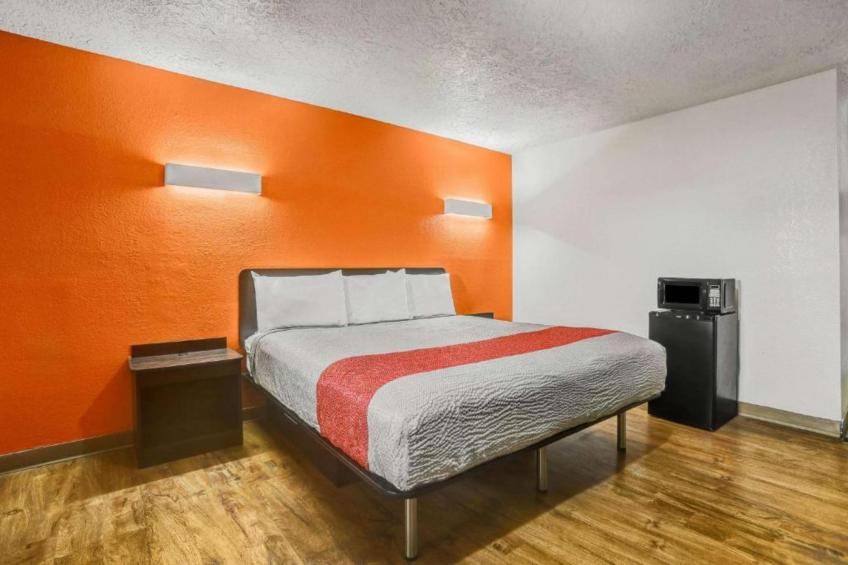 1 King Bed  Non-Smoking - foto 29