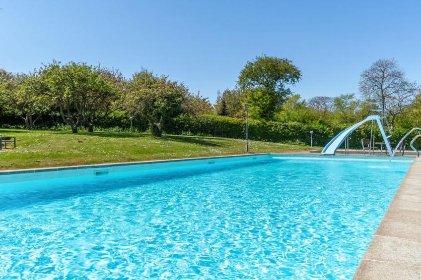 "Markus" - 300m from the sea