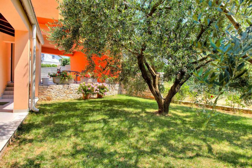 Ferienwohnung mit Klimaanlage, Balkon und Meerblick in Pula - BF-Y29M8 - foto 10