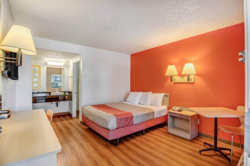 1 Queen Bed - foto 5