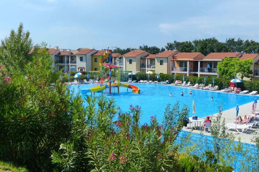 Holiday apartment with pool - BF-H43H - foto 18