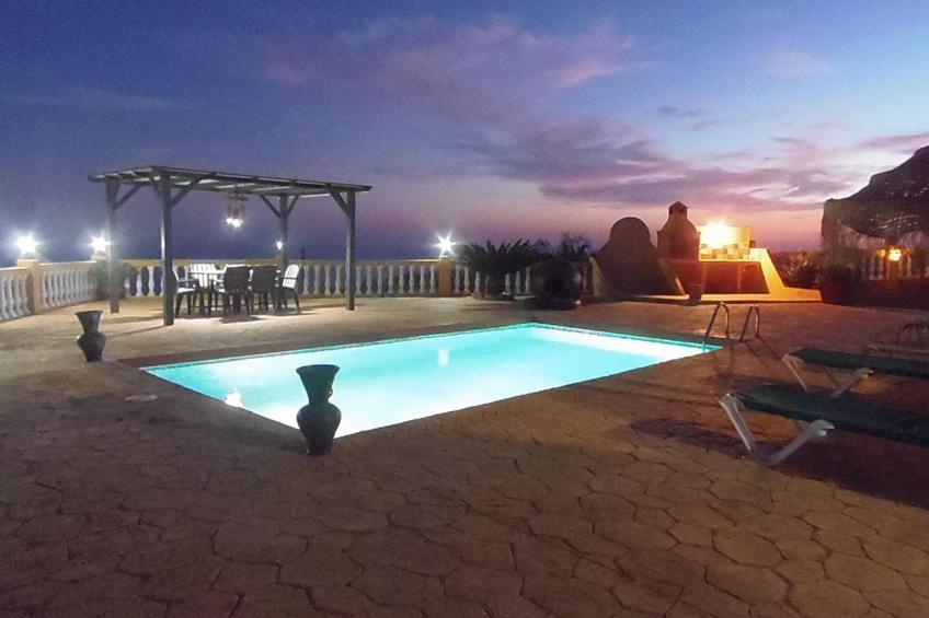 "Villa Calena" mit Garten