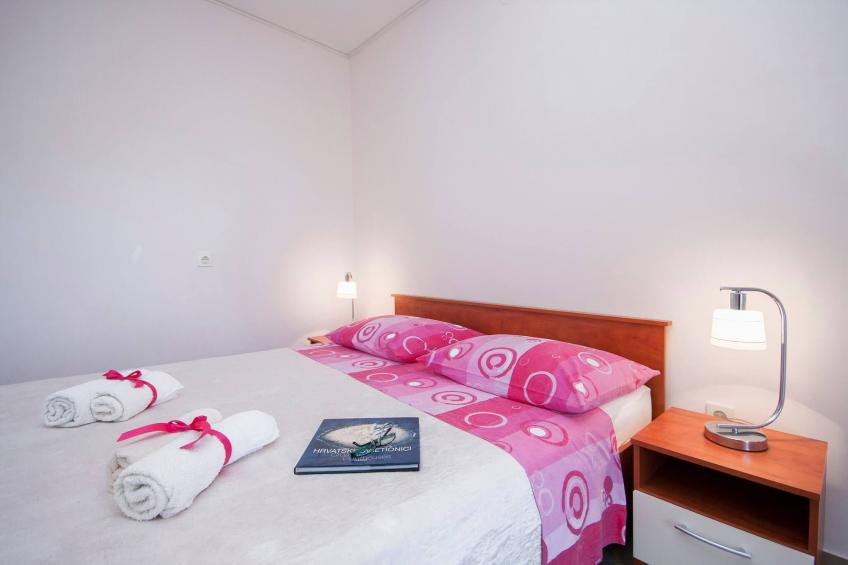 Apartments and Rooms Mikelin - Room Alen 4 - foto 6