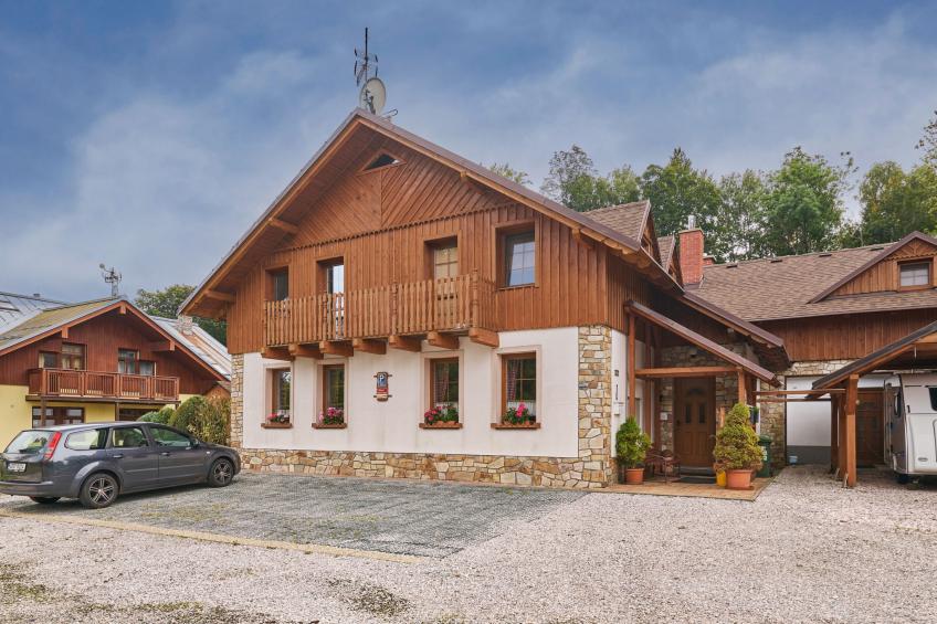 U Švýcarského dvora III - foto 22