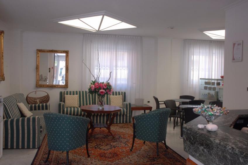 Residence Club House - Cattolica 2-room-apartment 4 Pax - foto 18