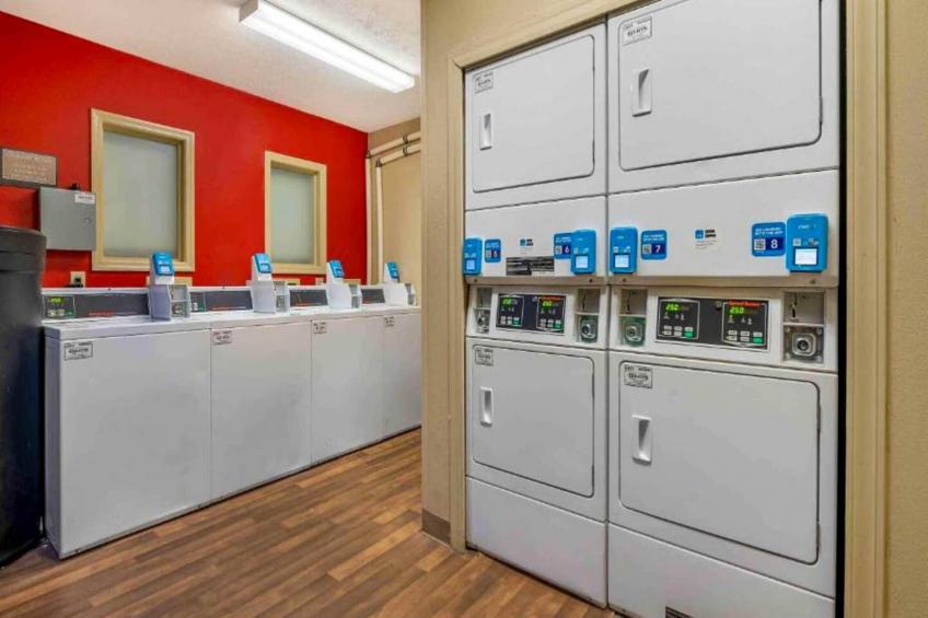 1 Queen Bed | Mobil Access Tub Ste Smk Ktchn - foto 15