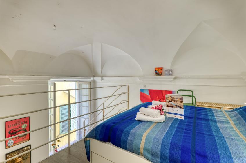 Two Levels Apt In Historical Building - foto 20