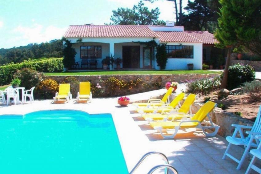 Haus in Colares mit privatem Pool