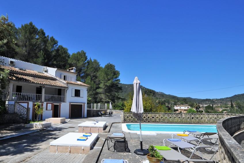 Villa con piscina privada, wifi, aire acondicionado y vistas a montaña ideal pa