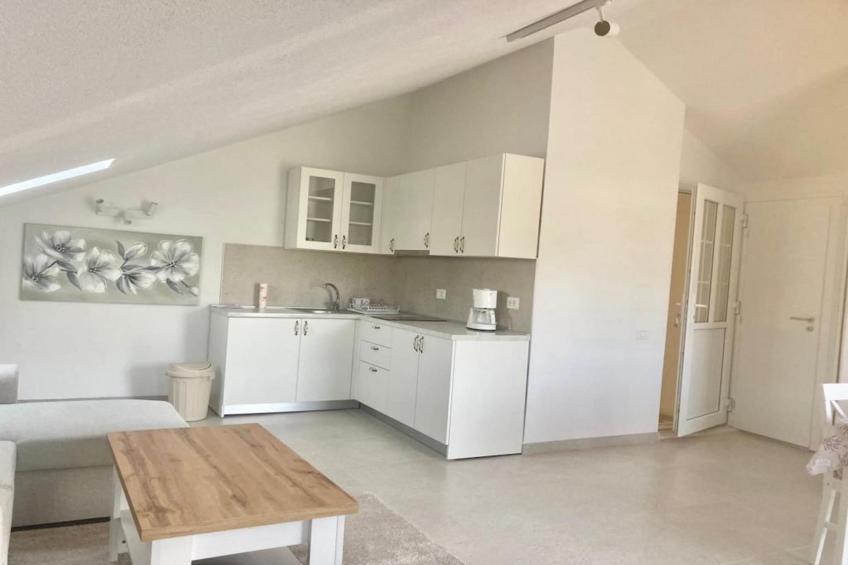 Elegant Sutivan Apartments with Balcony - One Bedroom Apartment with Balcony - foto 7