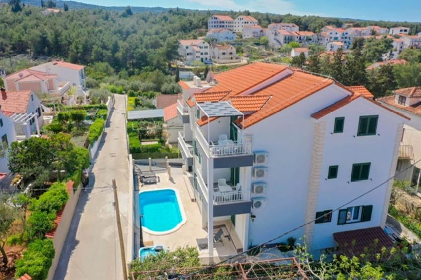 Villa Supetar Garden - Two Bedroom Apartment with Terrace - foto 31