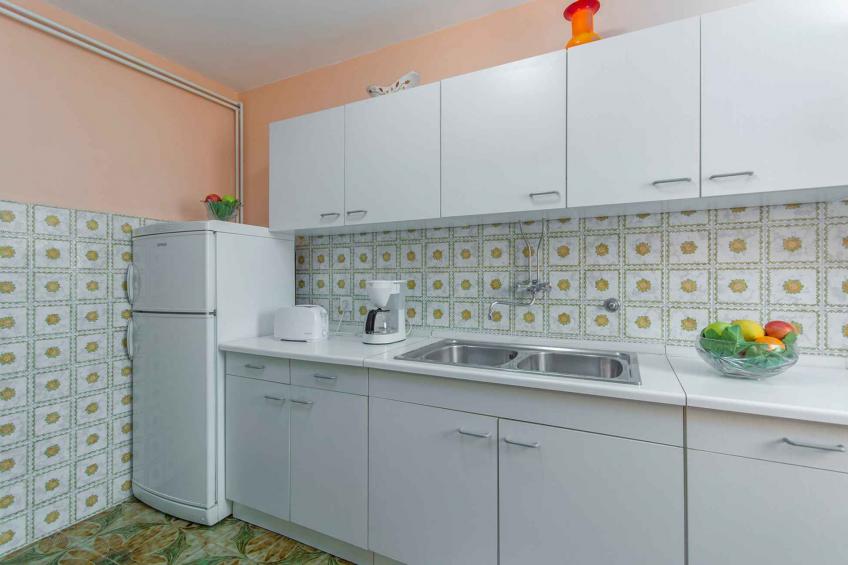 Vakantiewoning met terras - BF-KXN77 - foto 7