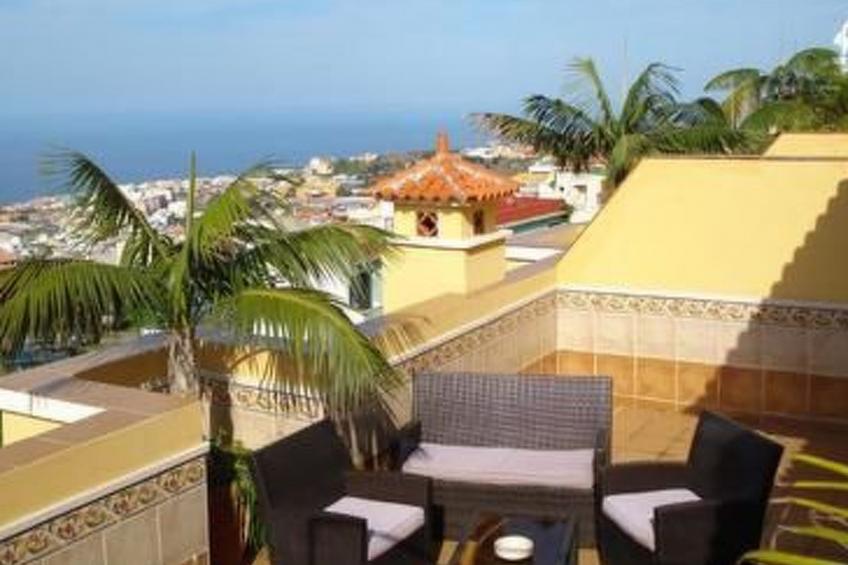 Superior 1-Zimmer-Wohnung mit Terrasse und Meerblick