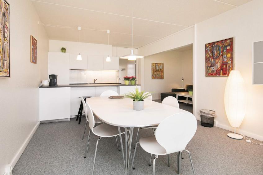 3 room - foto 29