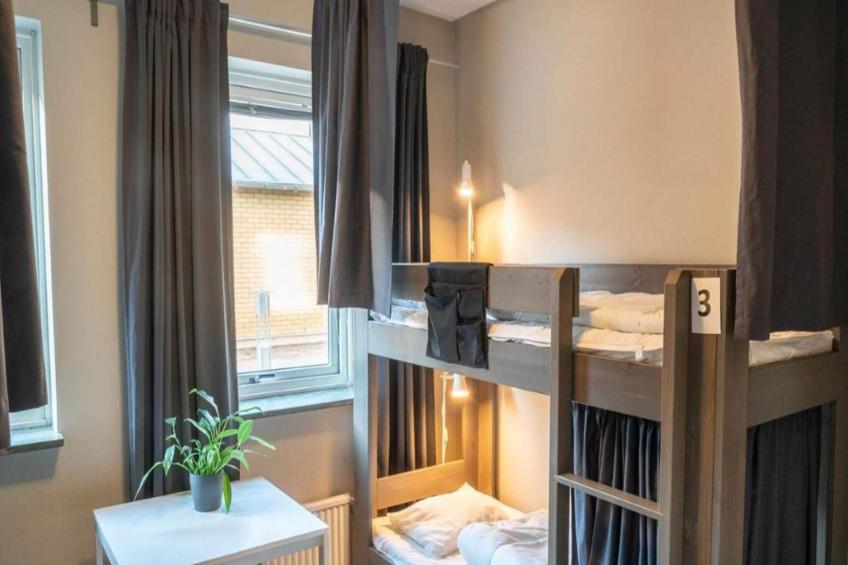 4 bäddar med delat badrum - foto 5