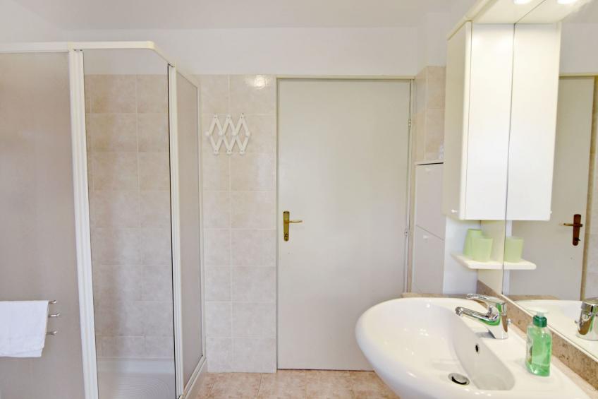 Große Wohnung in Babići mit Garten und Terrasse - foto 13