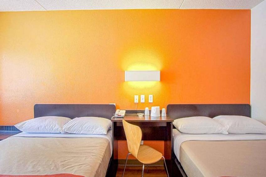 2 Queen Beds  Micfridge - foto 11