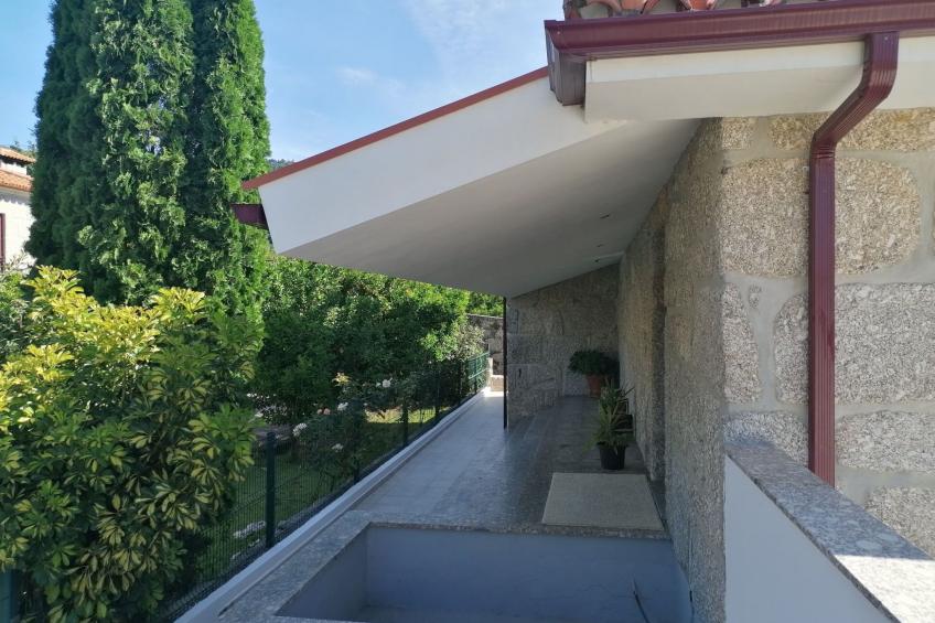 Altes Kellerhaus in Gerês - foto 44