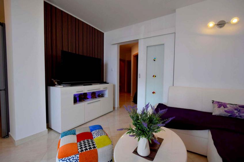 Vakantiewoning Two bedroom apartment with terrace - VW-25YY - foto 12