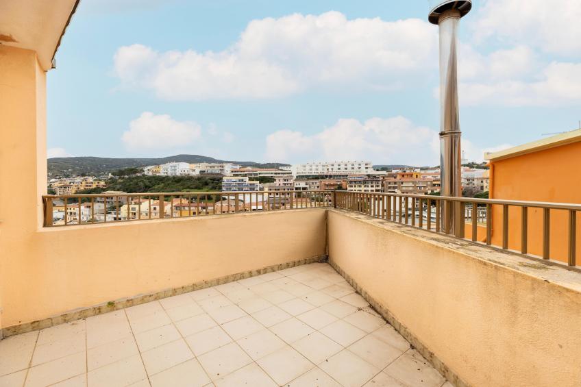 QUADRILOCALE CASTELSARDO CENTRO - foto 5