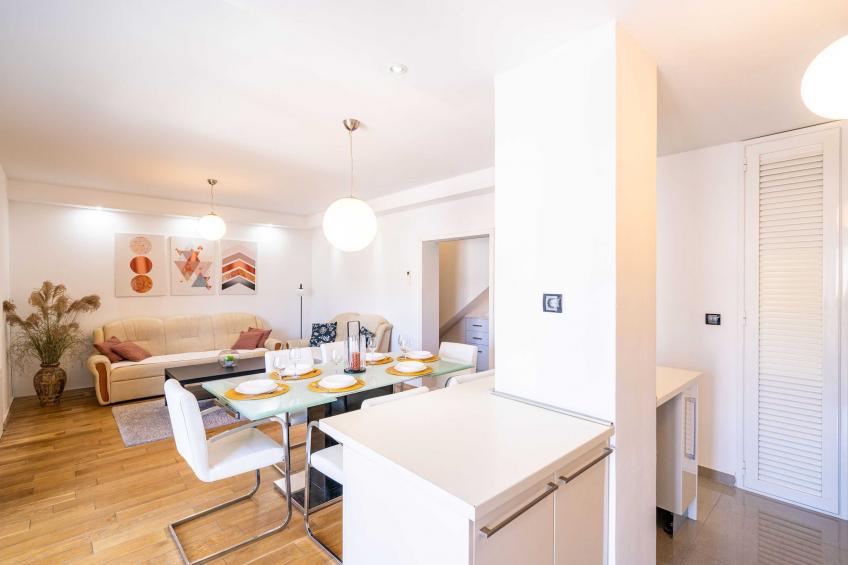 Apartment Hladilo  - Two Bedroom Apartment with Balcony - foto 5