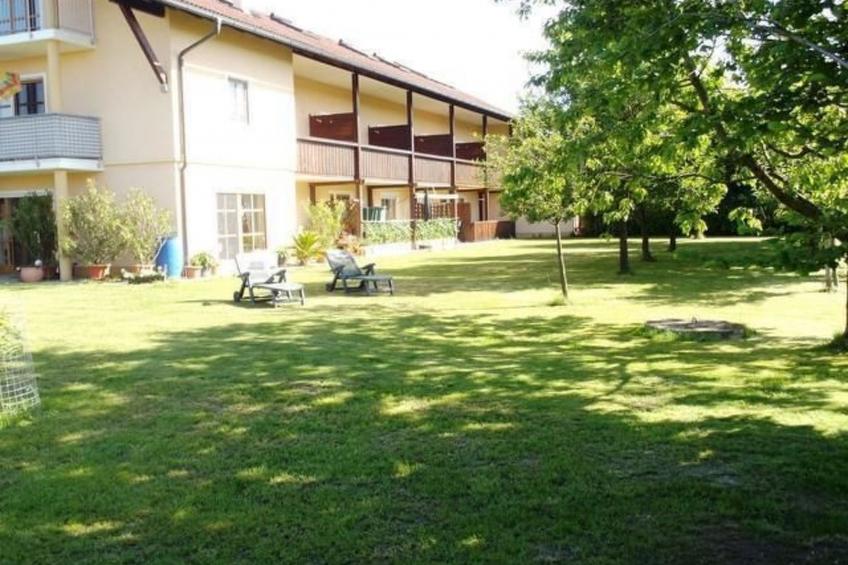 Appartementhaus mit Balkon und Gemeinschaftsgarten - foto 10