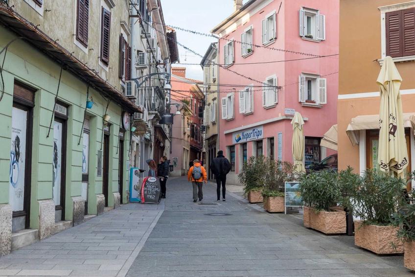 Downtown Koper Spacious Apartment with Balcony - Two Bedroom Apartment with Balcony - foto 29