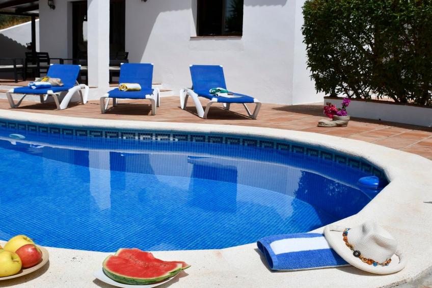 Villa Torcal 3, beheizter Pool, Wifi, Grill. - foto 8