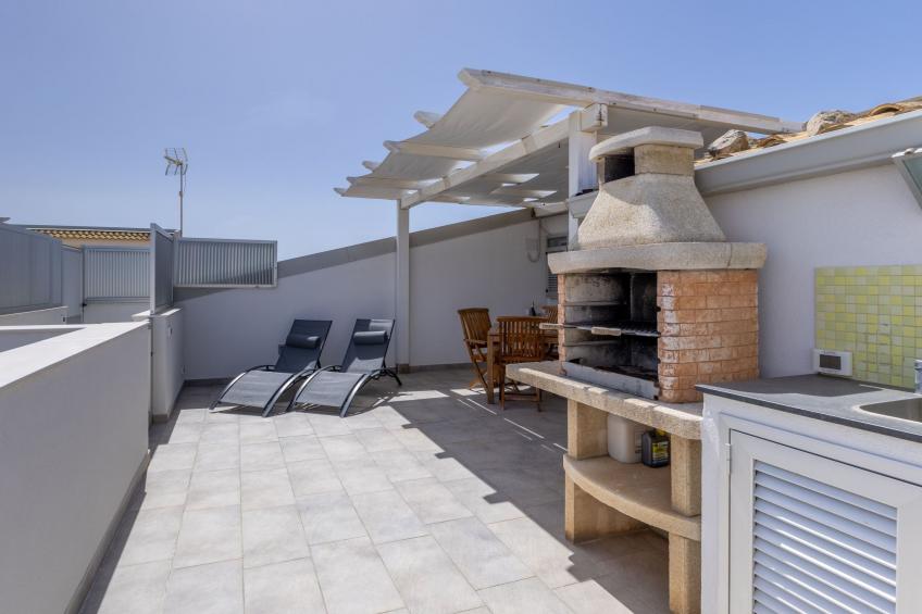 Charmantes Dachgeschoss mit Terrasse mit Blick auf die Landschaft. - foto 5