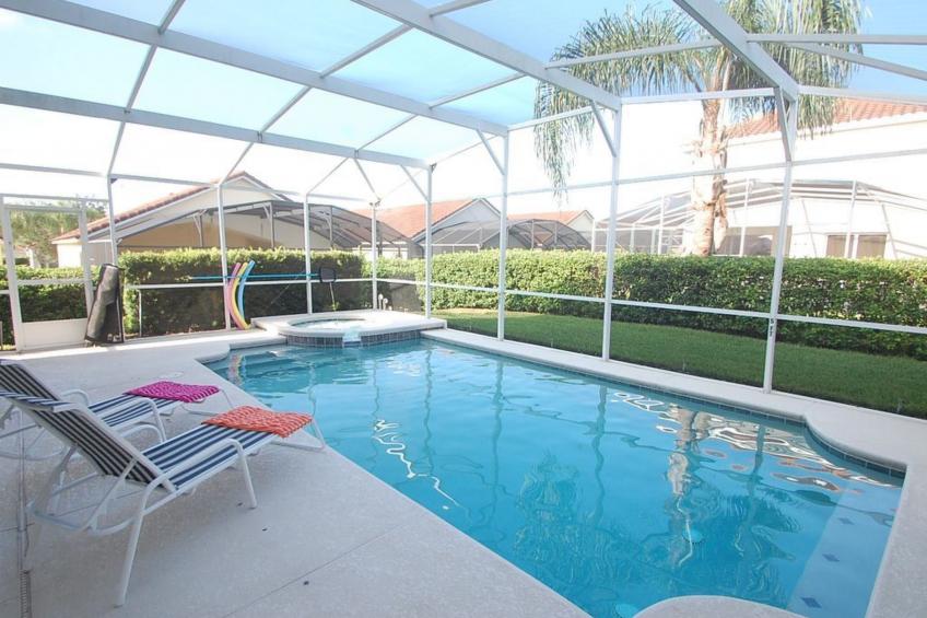 Geräumige Familienvilla mit privatem Pool und Spa in Südwestlage - foto 29