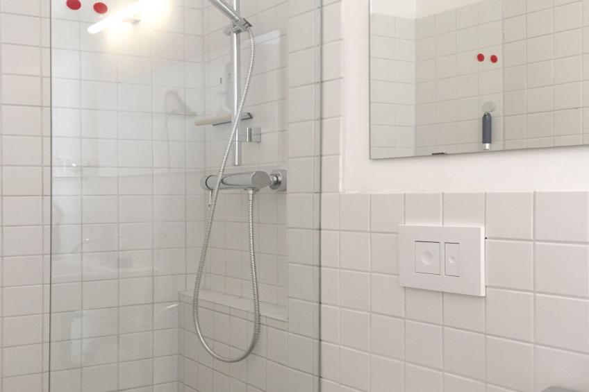 Zentrale Wohnung mit Klavier, Kunst und Design - foto 18