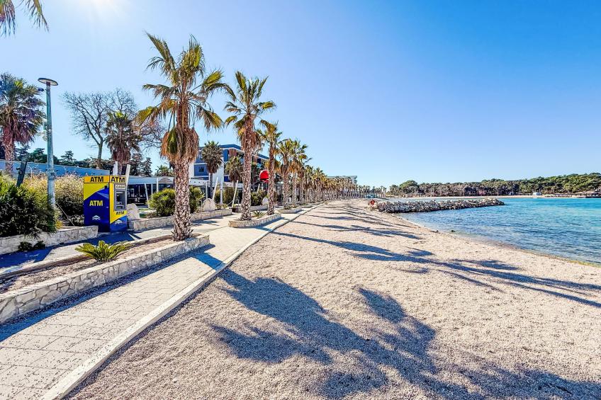 Große Ferienwohnung in Pag mit Privater Terrasse - foto 32