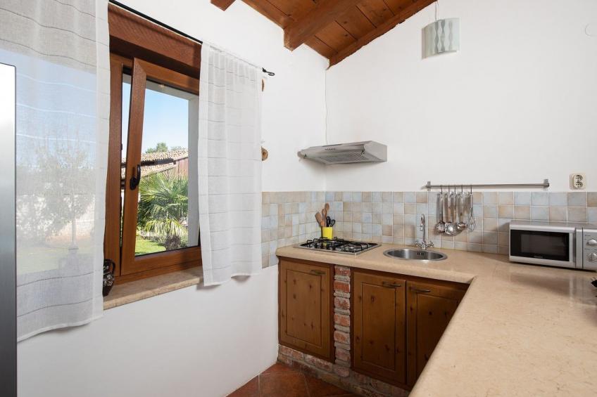 Haus in Bertoši mit privatem Pool - foto 16