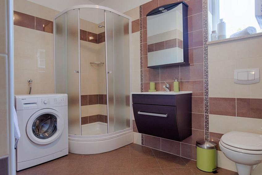 Luxuriöse Villa mit Pool, großem mediterranen Garten und Kinderspielplatz. - foto 44