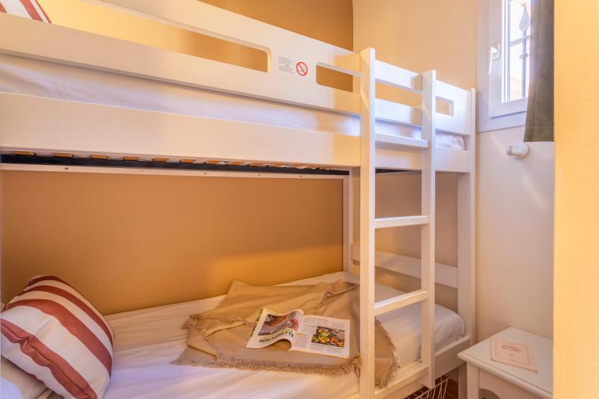 Pierre & Vacances Village Pont Royal en Provence Apartment 8 people - 2 bedrooms + 1 sleeping alcove - Balcony - Air-conditioned - Renovated - foto 18