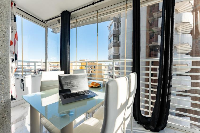 CT 352 - Faro's Torremolinos City Towers 1 - Walking distance to everything - foto 4