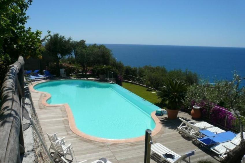 Einzimmerwohnung mit Panoramablick im Erdgeschoss - foto 9