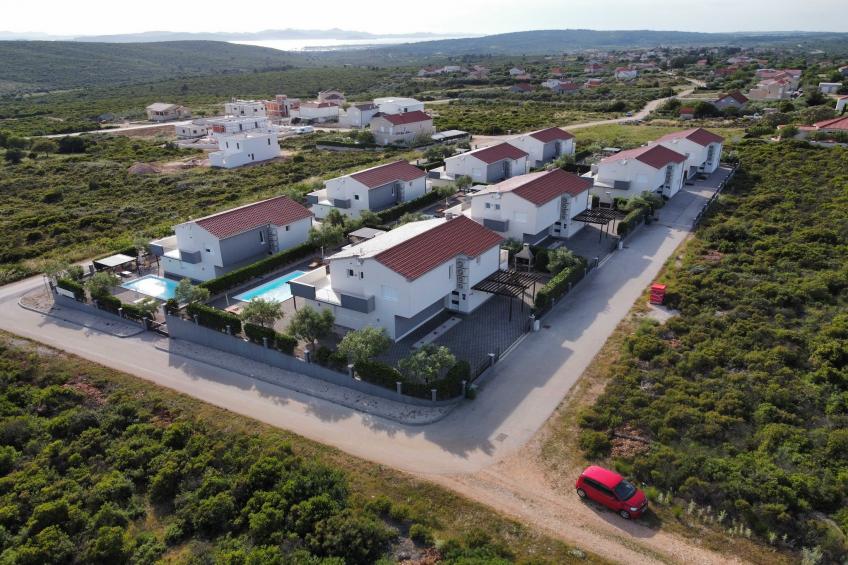 Luxury Escape with Swimming Pool & Modern Design -Deluxe Four Bedroom Villa with Private Pool (Villa 6) - foto 37