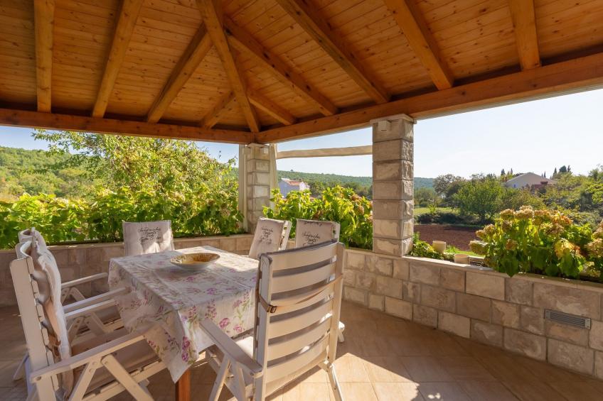 Holiday Home Trojković- Four Bedroom Holiday Home with Terrace and Swimming Pool - foto 2