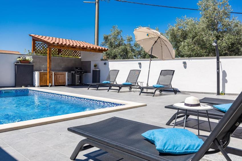 Villa Bavaria with Pool, Jacuzzi, Table Tennis - foto 8