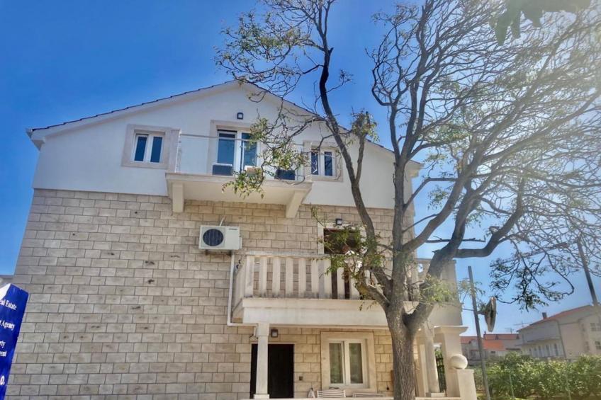 Elegant Sutivan Apartments with Balcony - One Bedroom Apartment with Balcony - foto 17