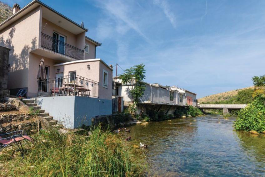 Žrnovnica, Entspannung am Flussufer - foto 15